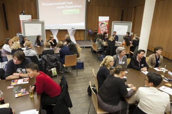 Workshops aktivieren die Teilnehmer und bringt neue Ideen hervor